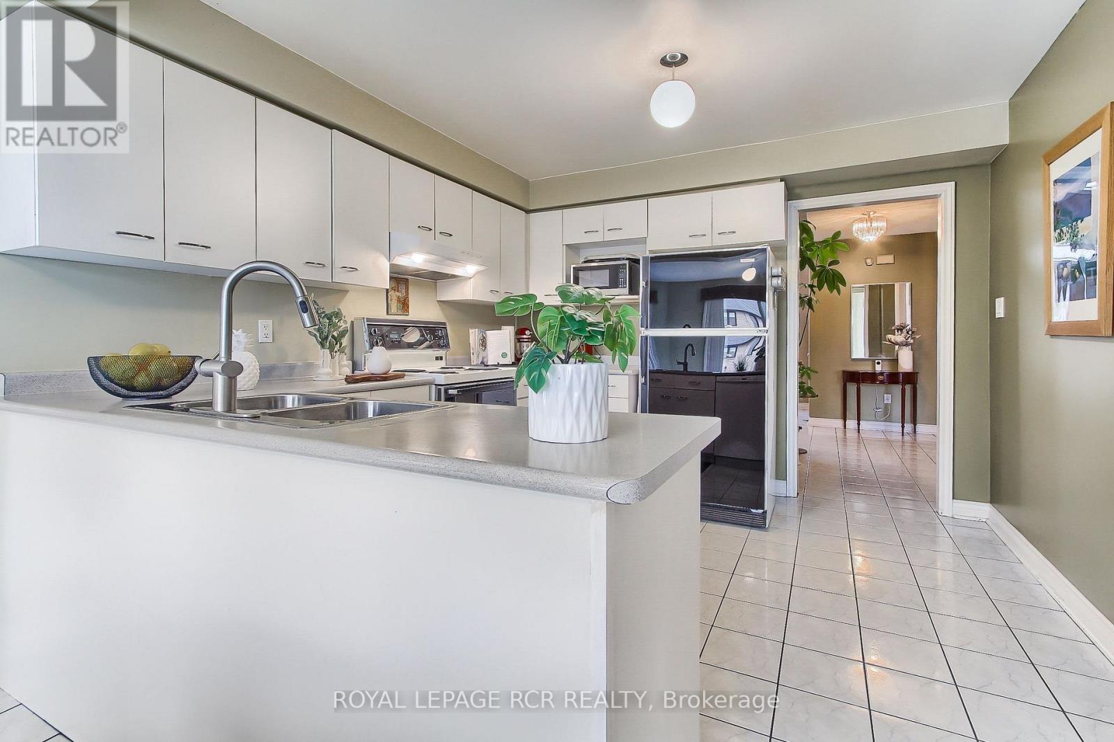 611 Gagnon Place, Newmarket (Stonehaven-Wyndham), Ontario  L3X 1V8 - Photo 15 - N12049401