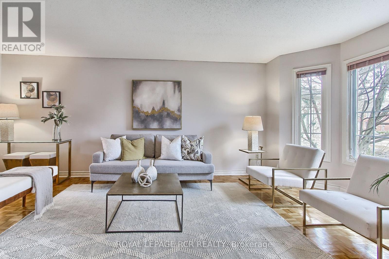 611 Gagnon Place, Newmarket (Stonehaven-Wyndham), Ontario  L3X 1V8 - Photo 7 - N12049401