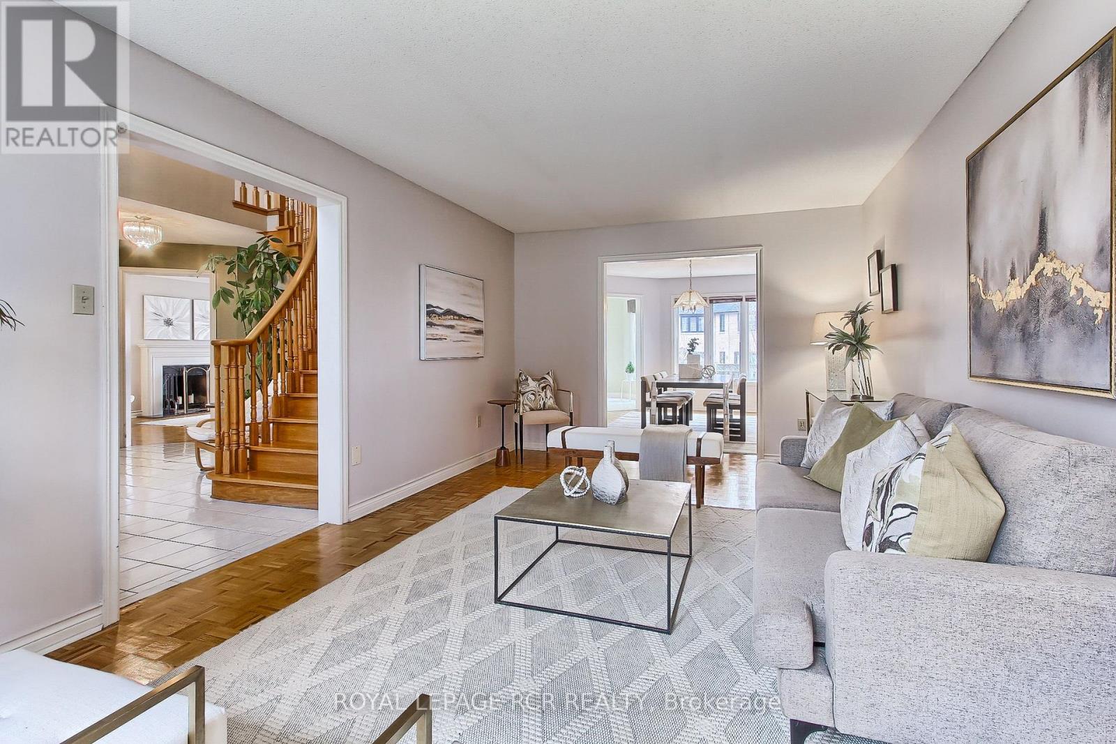 611 Gagnon Place, Newmarket (Stonehaven-Wyndham), Ontario  L3X 1V8 - Photo 9 - N12049401