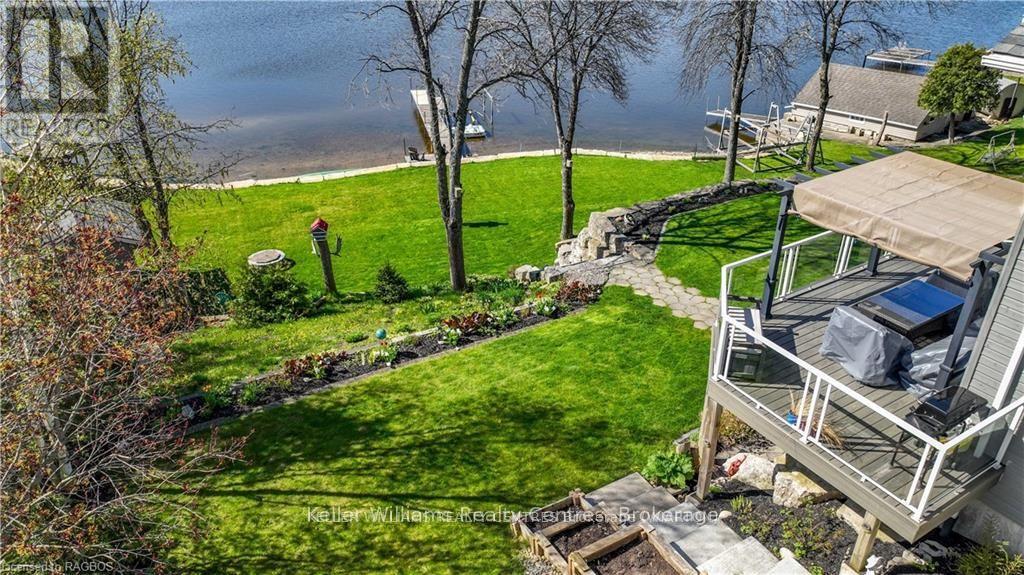 74 North Shore Road, Northern Bruce Peninsula, Ontario  N0H 1W0 - Photo 37 - X12049412