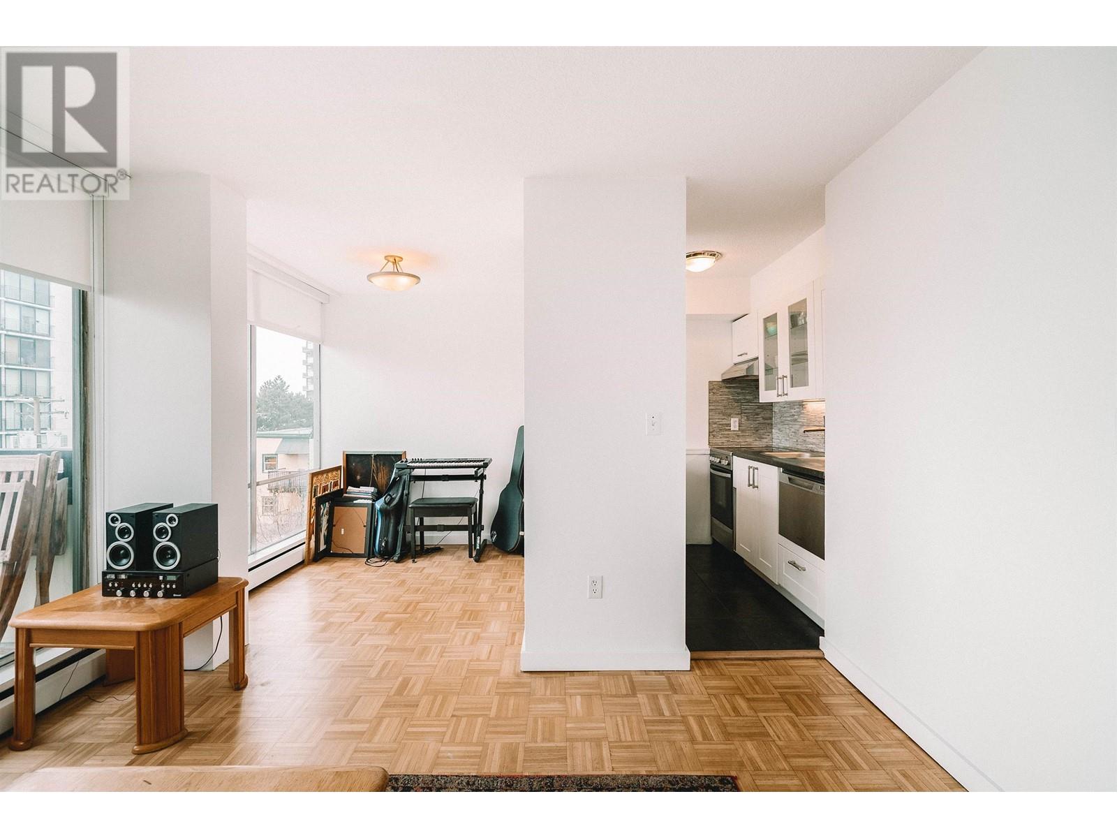 Property at 304 1534 HARWOOD STREET image 3