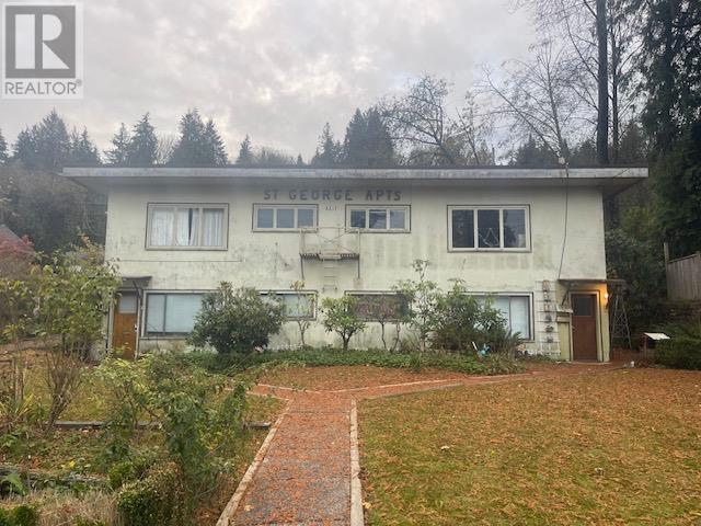 2217 ST GEORGE STREET, port moody, British Columbia