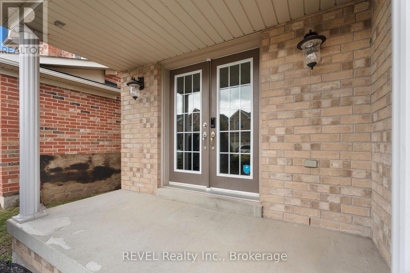 Property at 176 WRIGHT CRESCENT image 2