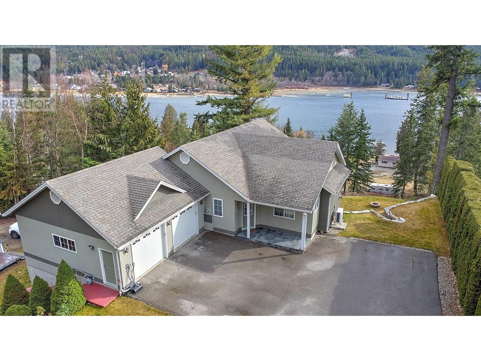 Property at 408 Balfour Heights Road image 4