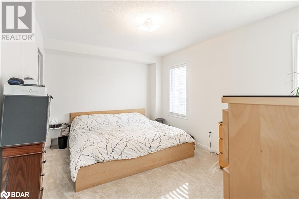 12 Peartree Court, Barrie, Ontario  L4N 6N7 - Photo 6 - 40704976