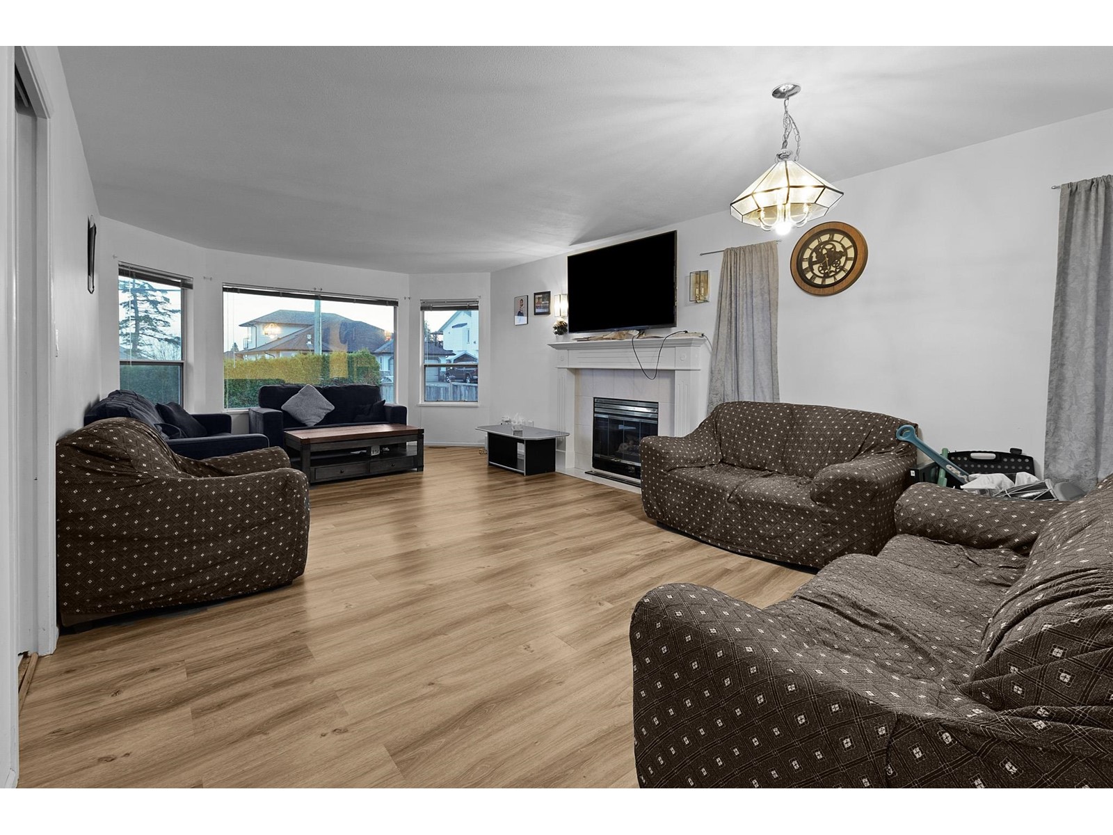 19037 60 Avenue, Surrey, British Columbia  V3S 8A1 - Photo 8 - R2982057