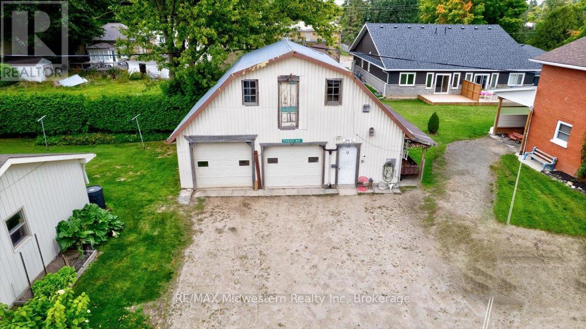 163 John Street S, Minto, Ontario  N0G 1Z0 - Photo 2 - X12049582