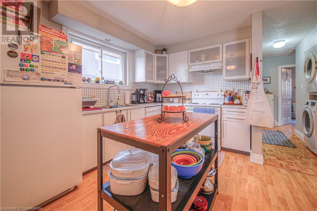 Property at 33 GLEN Road image 5