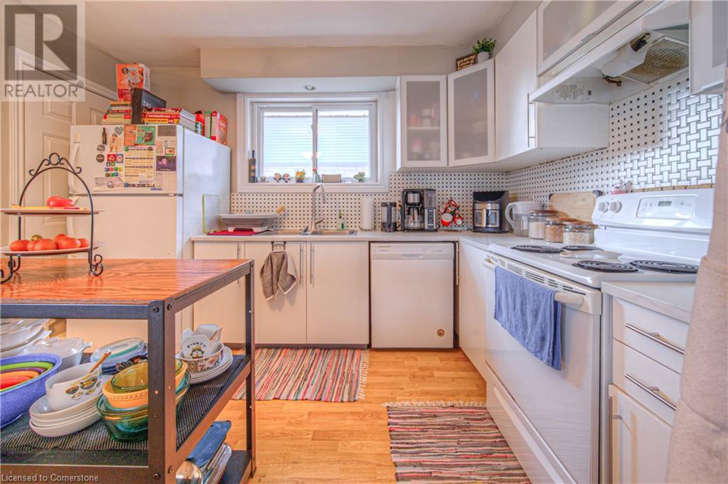 Property at 33 GLEN Road image 4