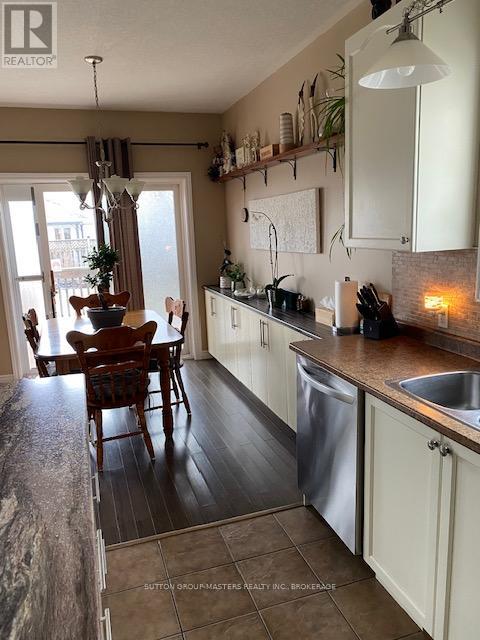 Property at 129 MACDOUGALL DRIVE image 5