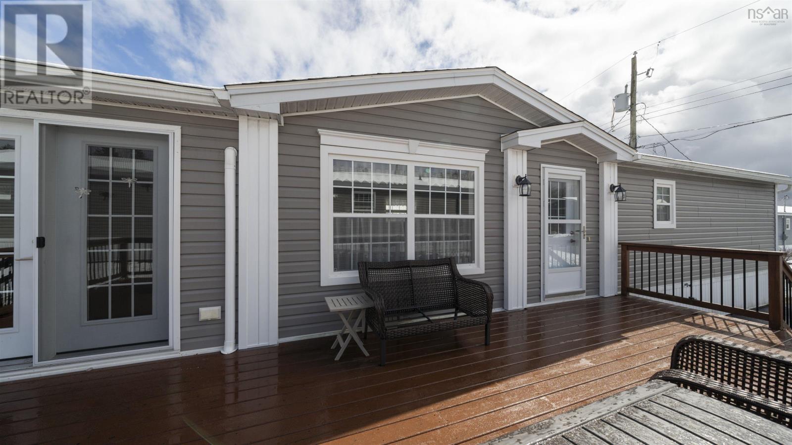 34 Seventh Street, Lucasville, Nova Scotia  B4B 1R4 - Photo 2 - 202506182