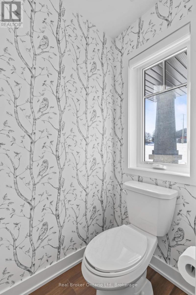 97 Mullin Street, Grey Highlands, Ontario  N0C 1H0 - Photo 6 - X12049595