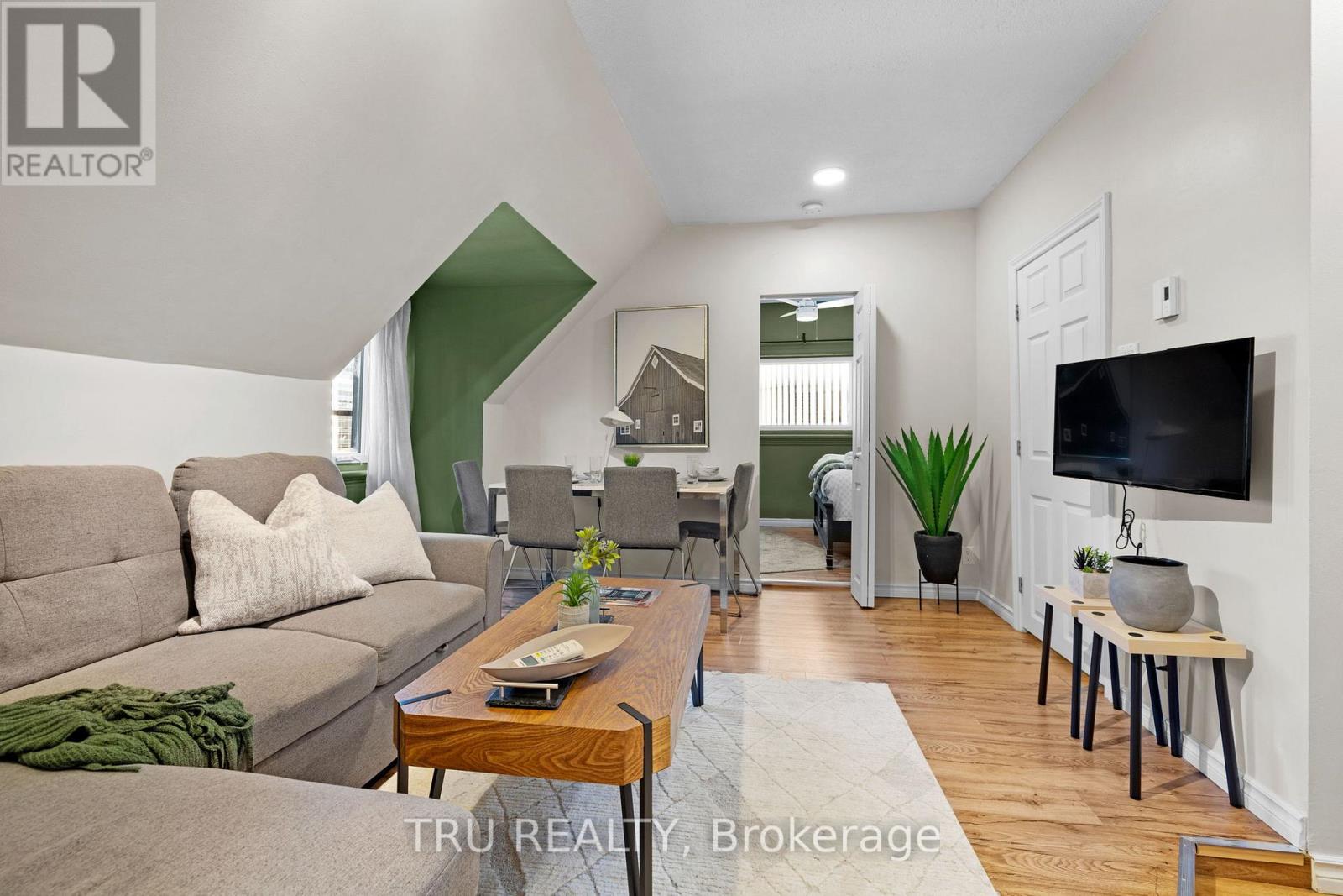 1 - 160 Metcalfe Street, Ottawa, Ontario  K2P 1P2 - Photo 5 - X12033369