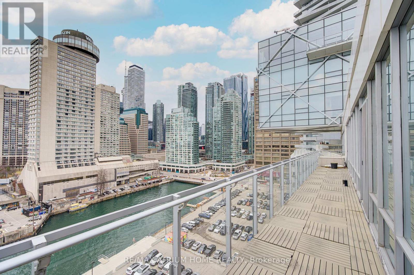 1104 - 29 Queens Quay E, Toronto, Ontario  M5E 0A4 - Photo 35 - C12049619