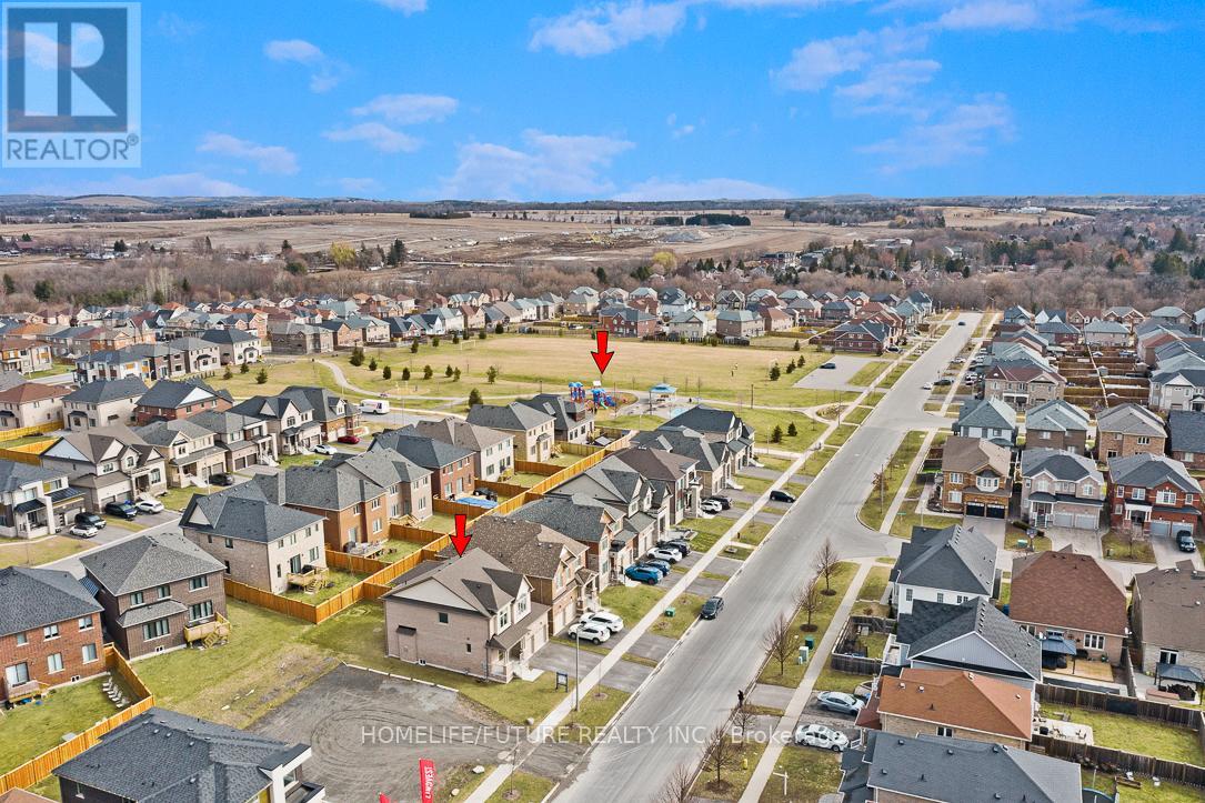 Property at 100 GRADY DRIVE image 3