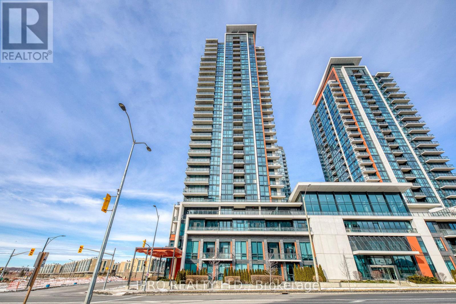 Property at 106 - 75 EGLINTON AVENUE W image 1