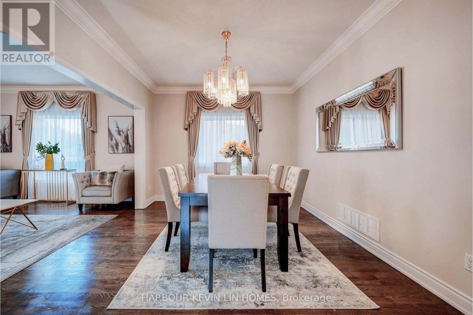 45 Henricks Crescent, Richmond Hill, Ontario  L4B 3W4 - Photo 12 - N12005015