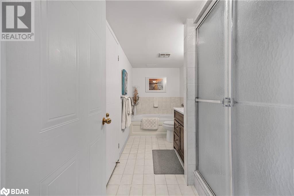 150 E Dunlop Street E Unit# 605, Barrie, Ontario  L4M 6H1 - Photo 10 - 40711653