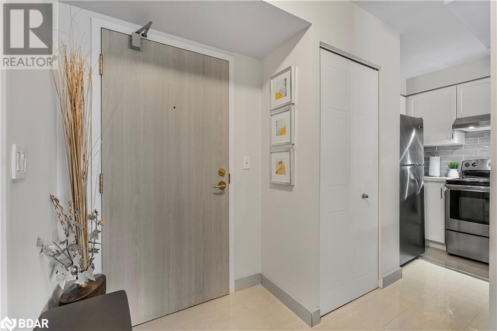 150 E Dunlop Street E Unit# 605, Barrie, Ontario  L4M 6H1 - Photo 7 - 40711653