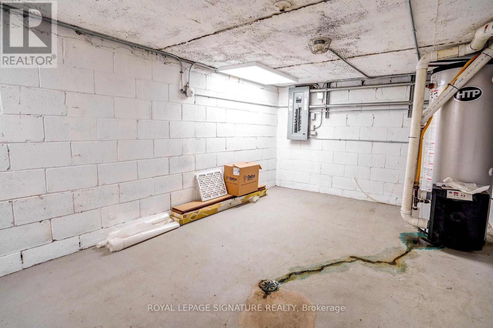 Main - 926 King Street W, Toronto, Ontario  M5V 1P5 - Photo 23 - C12049658