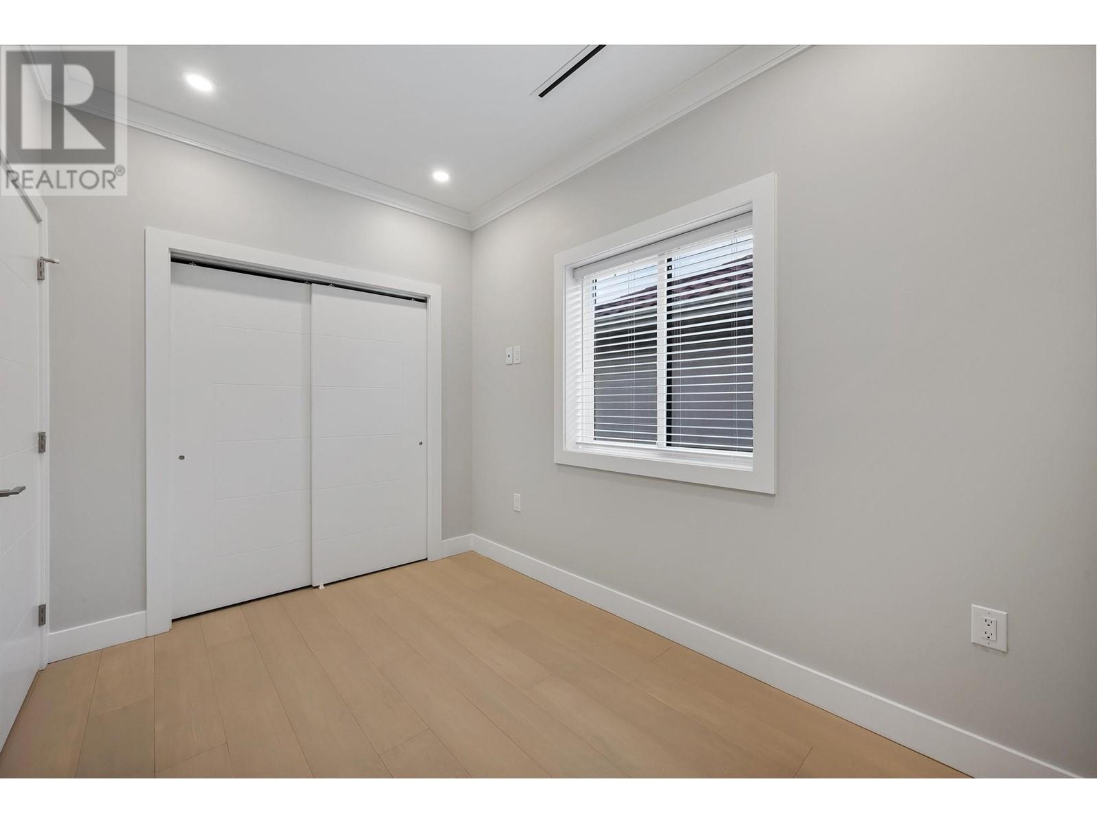 2216 E 38th Avenue, Vancouver, British Columbia  V5P 1H1 - Photo 18 - R2968894
