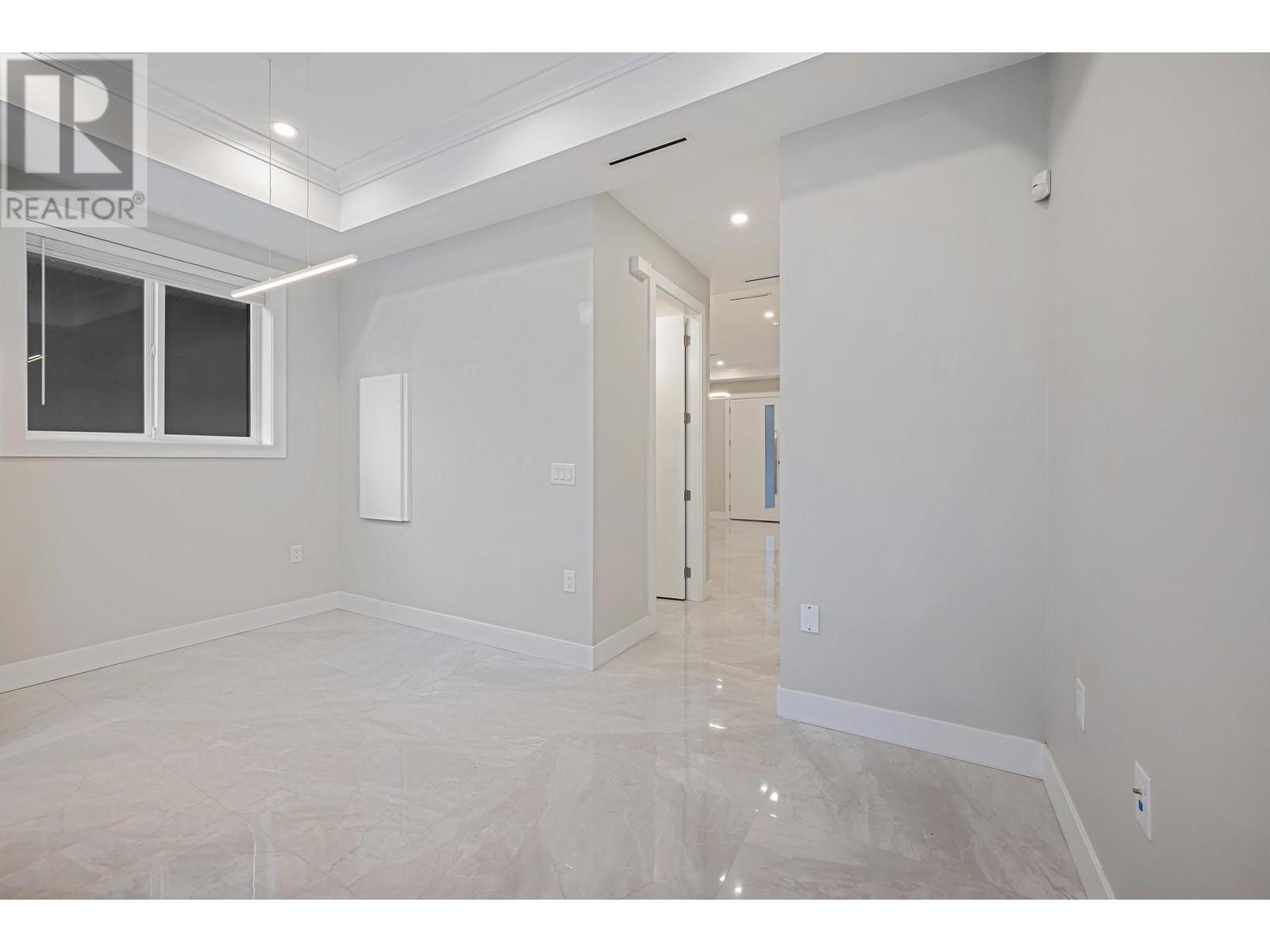 2216 E 38th Avenue, Vancouver, British Columbia  V5P 1H1 - Photo 25 - R2968894
