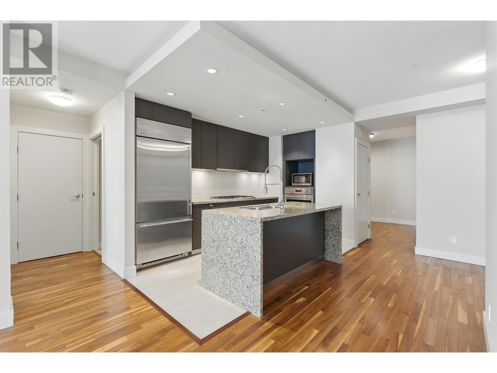 305 6080 Iona Drive, Vancouver, British Columbia  V6T 0A4 - Photo 3 - R2983232