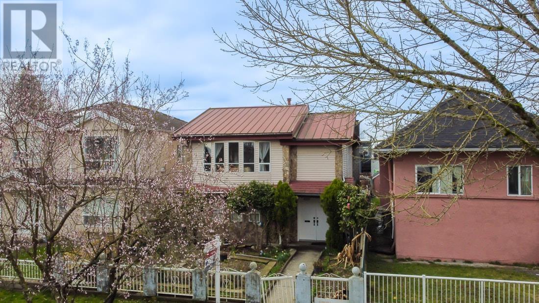 6251 Chester Street, Vancouver, British Columbia  V5W 3C2 - Photo 2 - R2983086