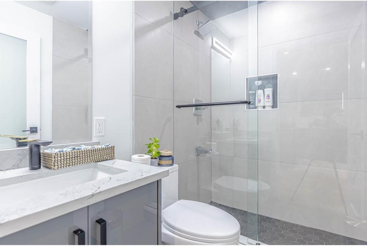 Lower Level-9660 Regent Place, Surrey, British Columbia  V3V 2G5 - Photo 7 - R2983378