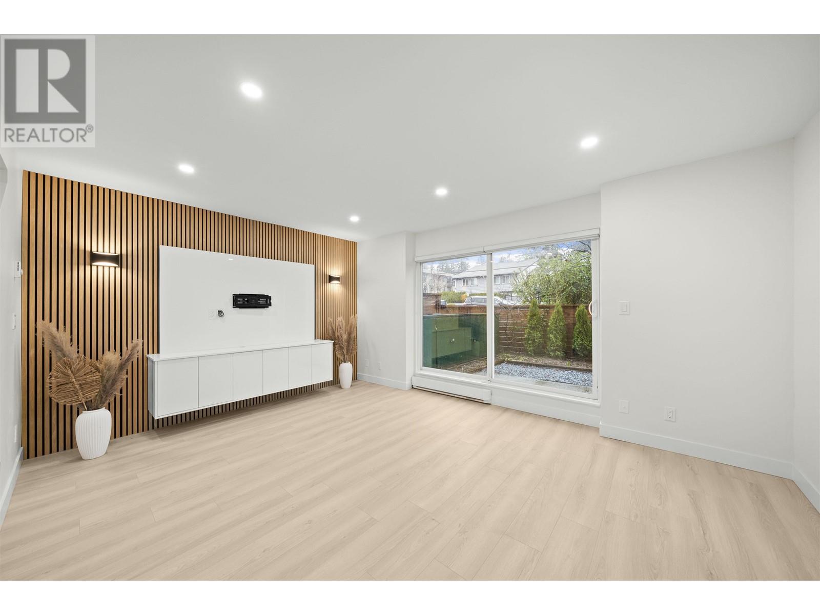 970 Howie Avenue, Coquitlam, British Columbia  V3J 1T3 - Photo 3 - R2982392