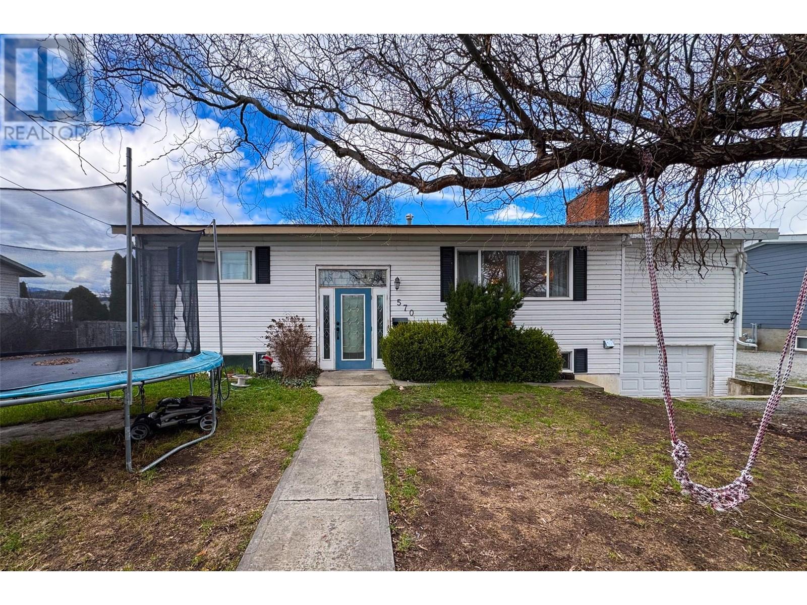 Property at 570 Hollydell Road image 2