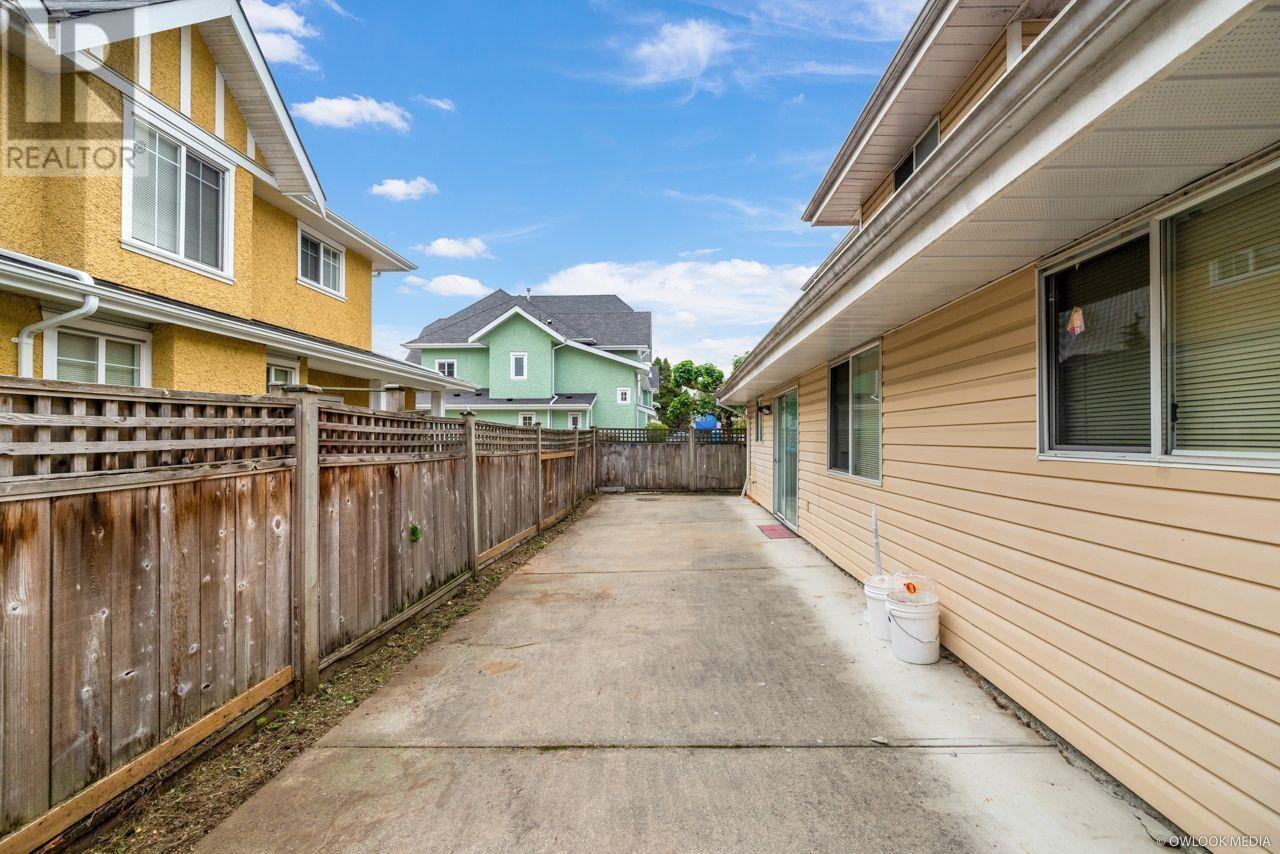 Property at 8200 GARDEN CITY ROAD image 3