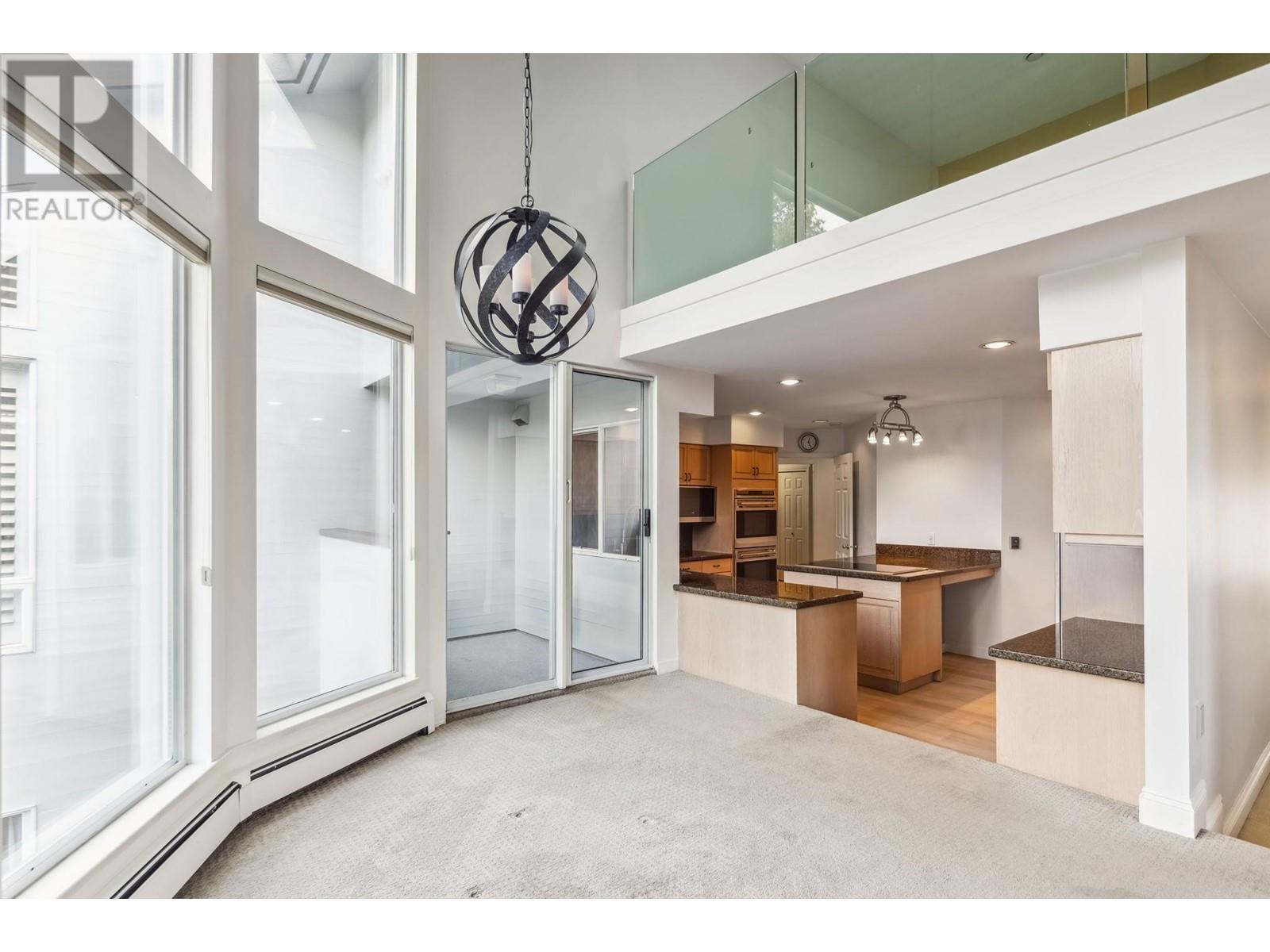 Listing Picture 14 of 35 : 1195 W 59 AVENUE, Vancouver / 溫哥華 - 魯藝地產 Yvonne Lu Group - MLS Medallion Club Member