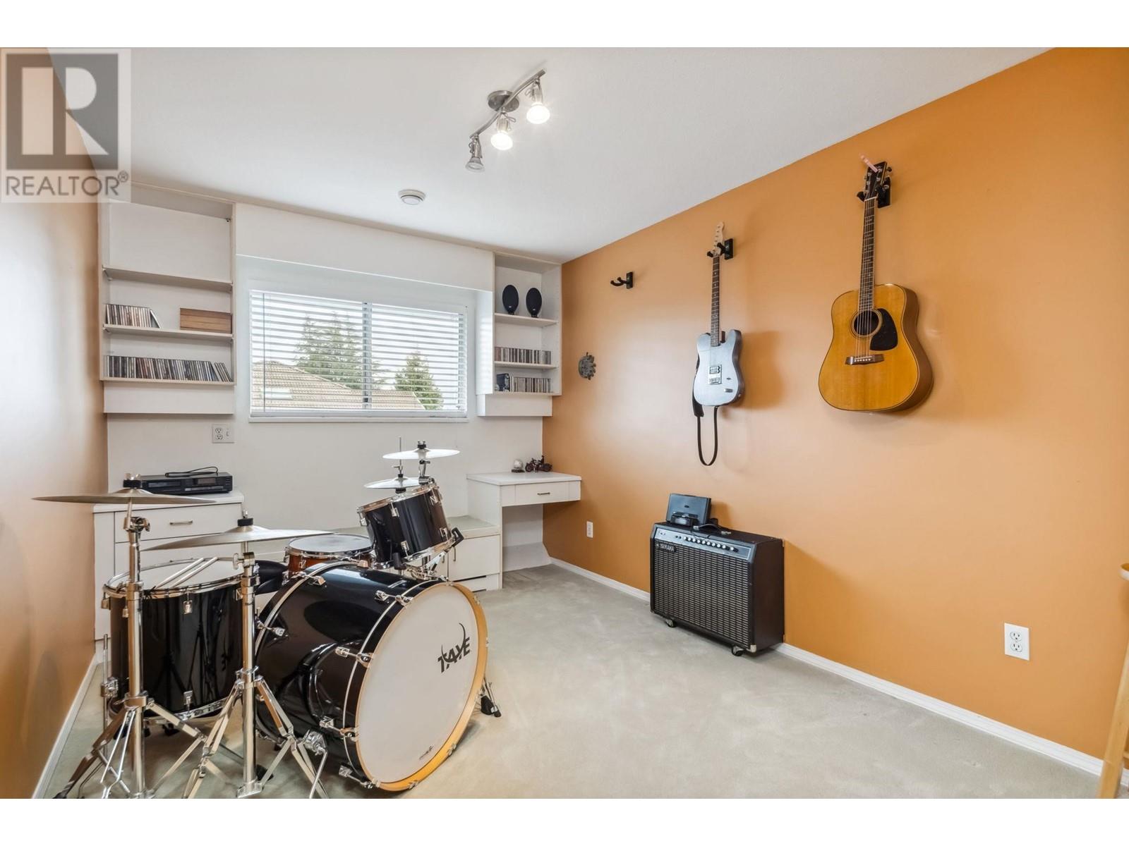 Listing Picture 23 of 35 : 1195 W 59 AVENUE, Vancouver / 溫哥華 - 魯藝地產 Yvonne Lu Group - MLS Medallion Club Member