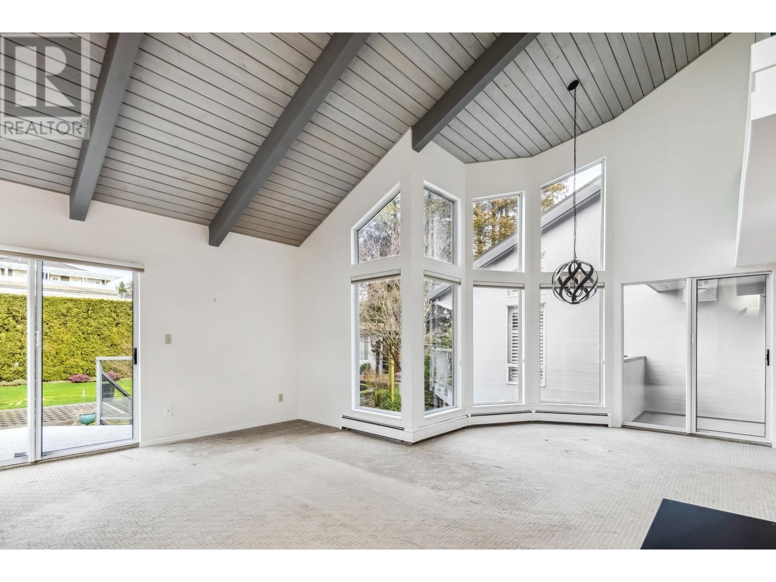 Listing Picture 11 of 35 : 1195 W 59 AVENUE, Vancouver / 溫哥華 - 魯藝地產 Yvonne Lu Group - MLS Medallion Club Member