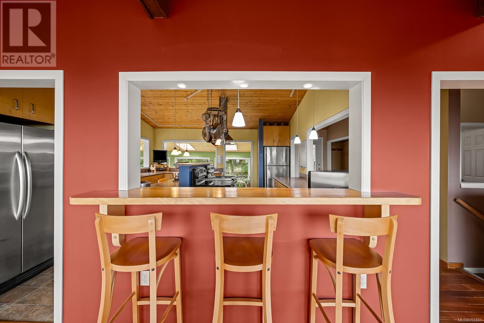 8900 Keith Wagner Way, Denman Island, British Columbia  V0R 1T0 - Photo 8 - 993481
