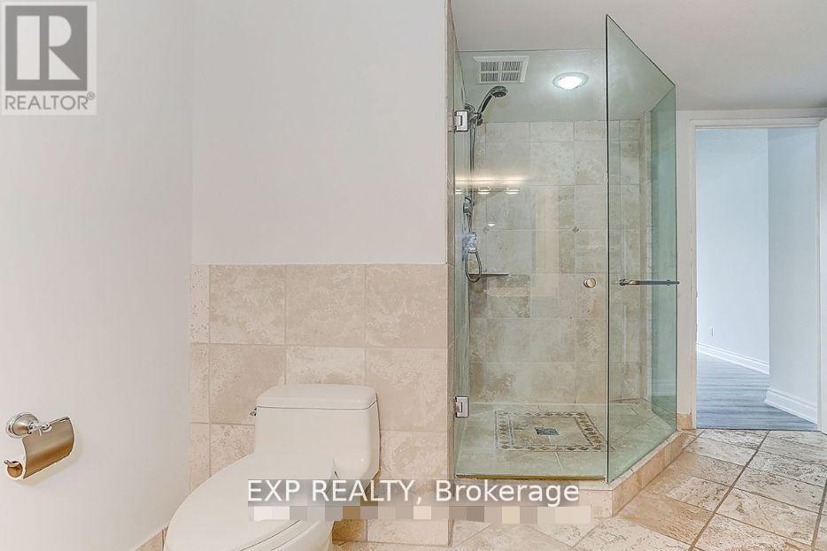 2508 - 24 Wellesley Street W, Toronto, Ontario  M4Y 2X6 - Photo 12 - C12049800