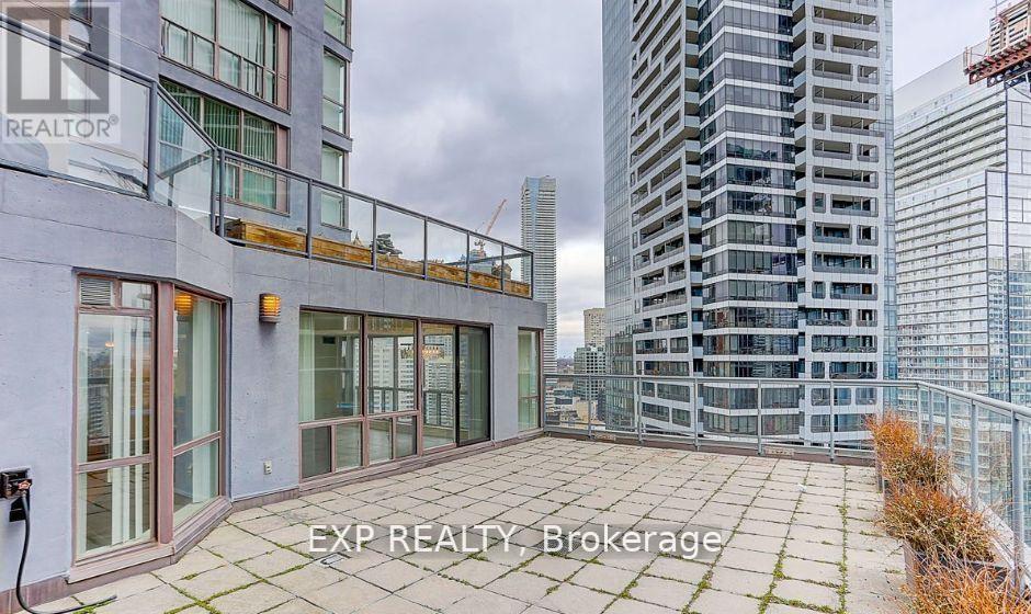 2508 - 24 Wellesley Street W, Toronto, Ontario  M4Y 2X6 - Photo 24 - C12049800