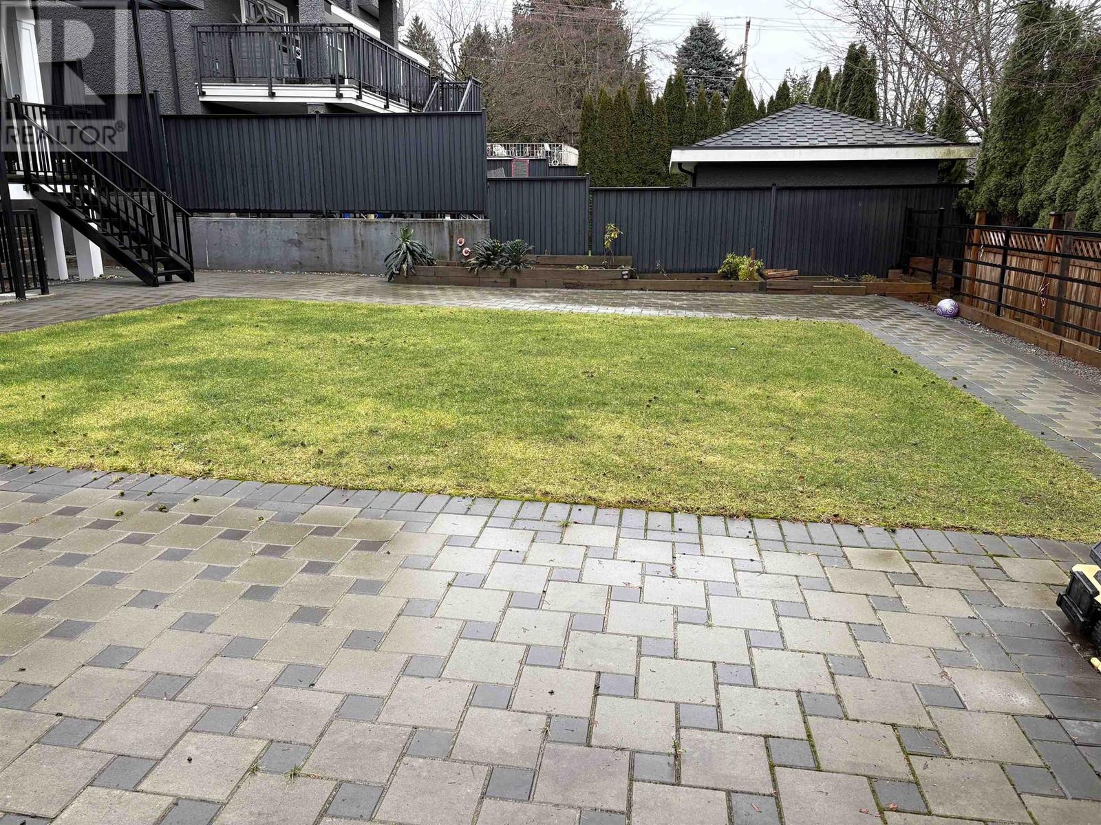208 Blackman Street, New Westminster, British Columbia  V3L 2A7 - Photo 6 - R2969487