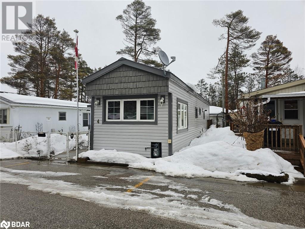 4 First Street, Angus, Ontario  L3W 0L4 - Photo 3 - 40700863