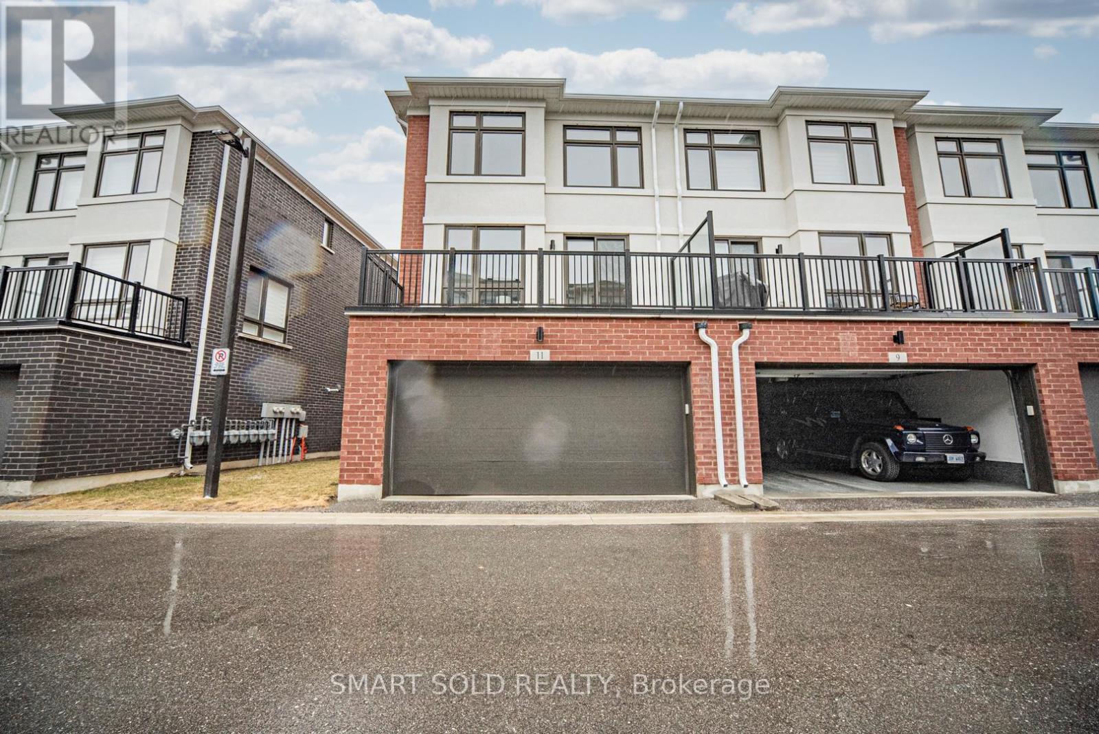 Property at 11 WILLIAM RUSSELL LANE image 3