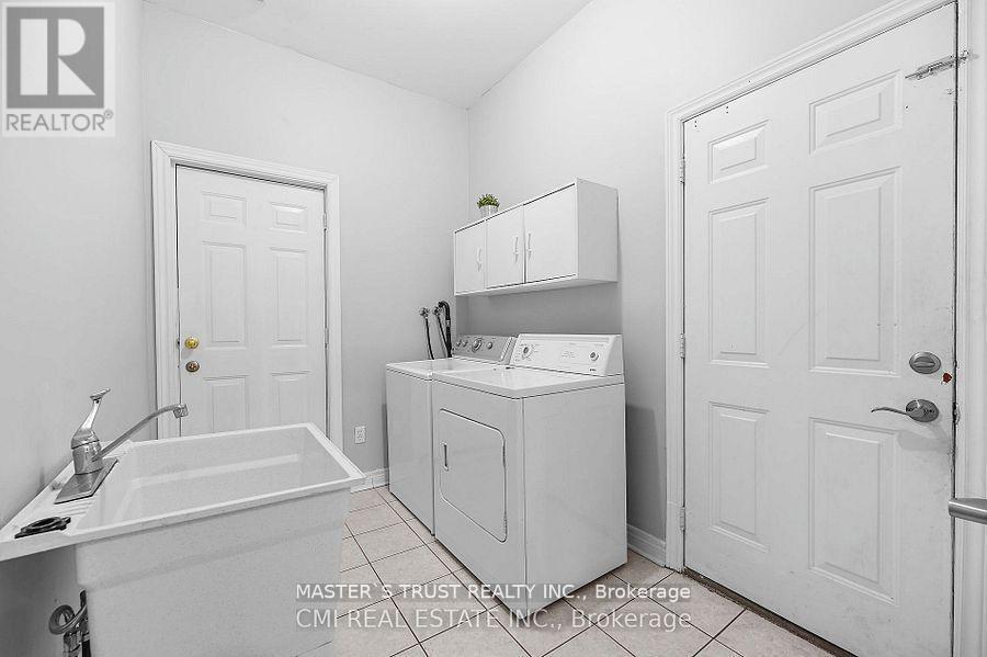 Property at 31 BLUE DIAMOND DRIVE image 4