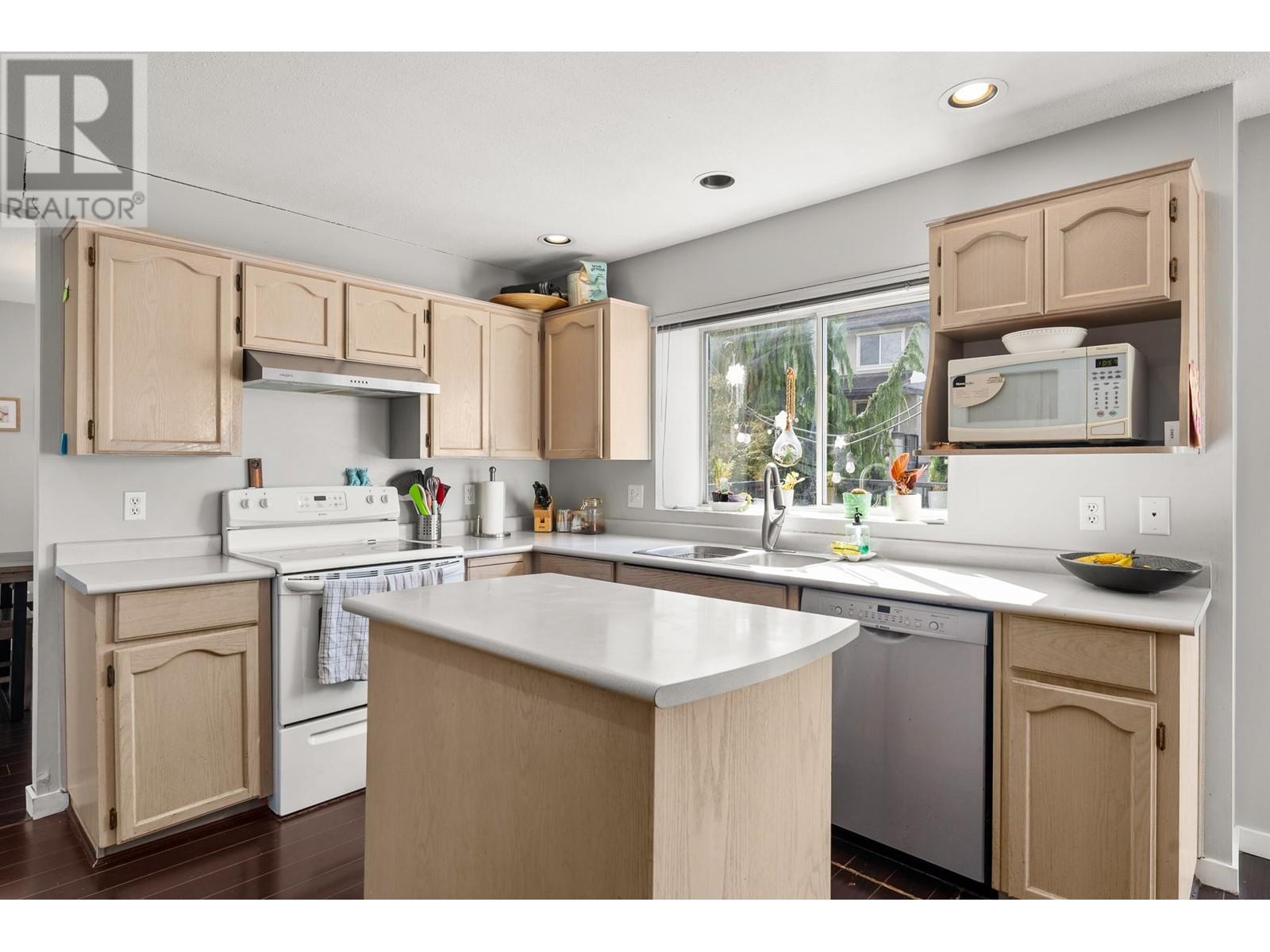 22260 Wilson Avenue, Richmond, British Columbia  V6V 2P6 - Photo 14 - R2983118