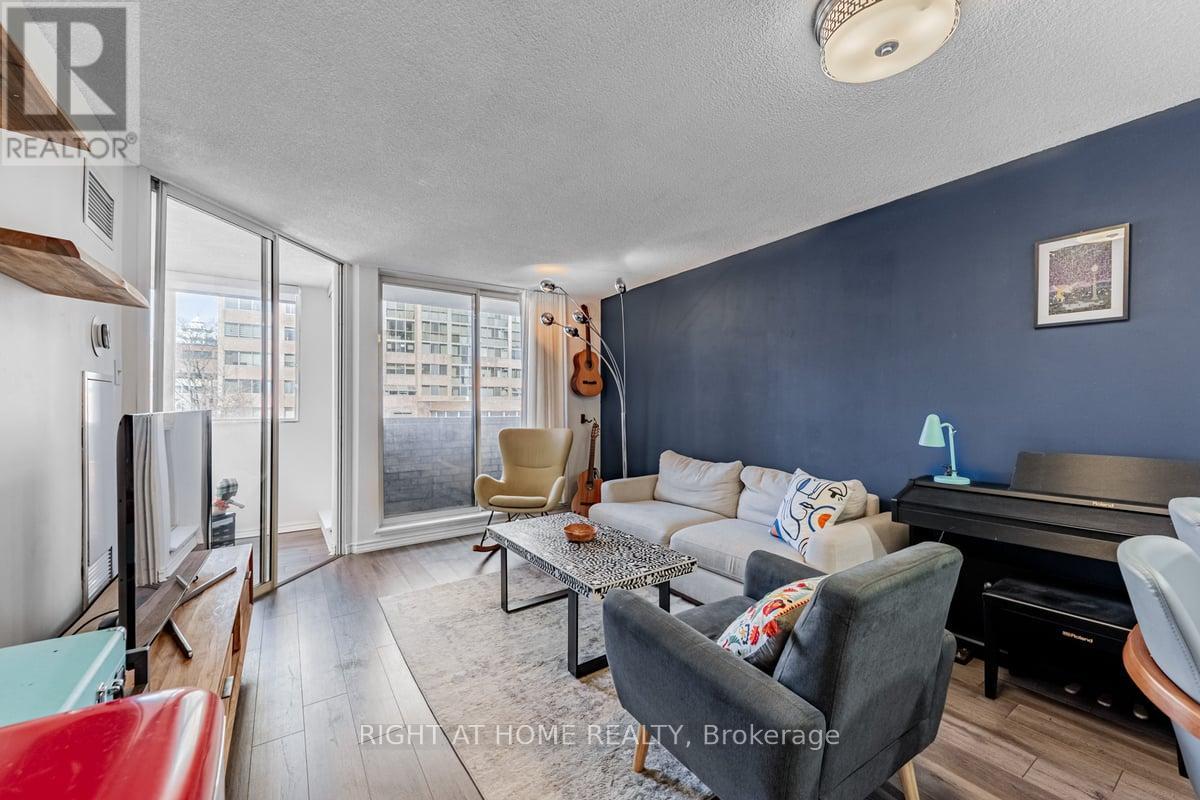 201 - 60 Homewood Avenue, Toronto, Ontario  M4Y 2X4 - Photo 19 - C12039028