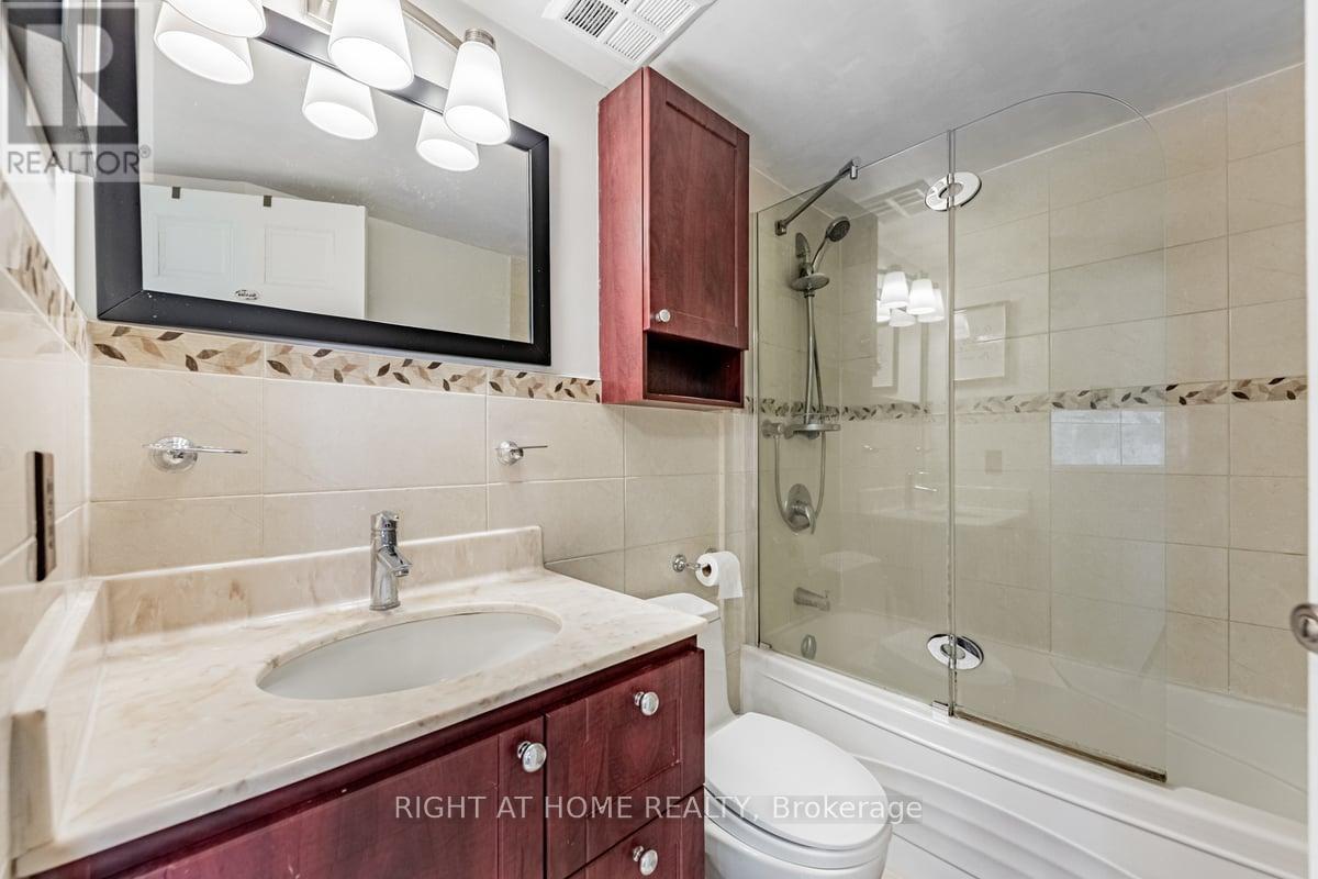 201 - 60 Homewood Avenue, Toronto, Ontario  M4Y 2X4 - Photo 7 - C12039028