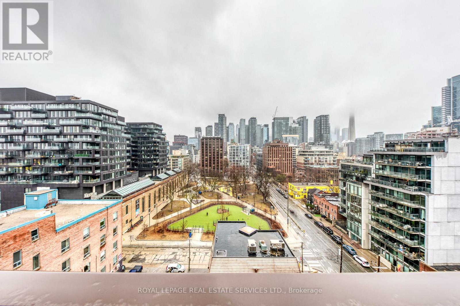 1004 - 123 Portland Street, Toronto (Waterfront Communities), Ontario  M5V 0V9 - Photo 23 - C12049852