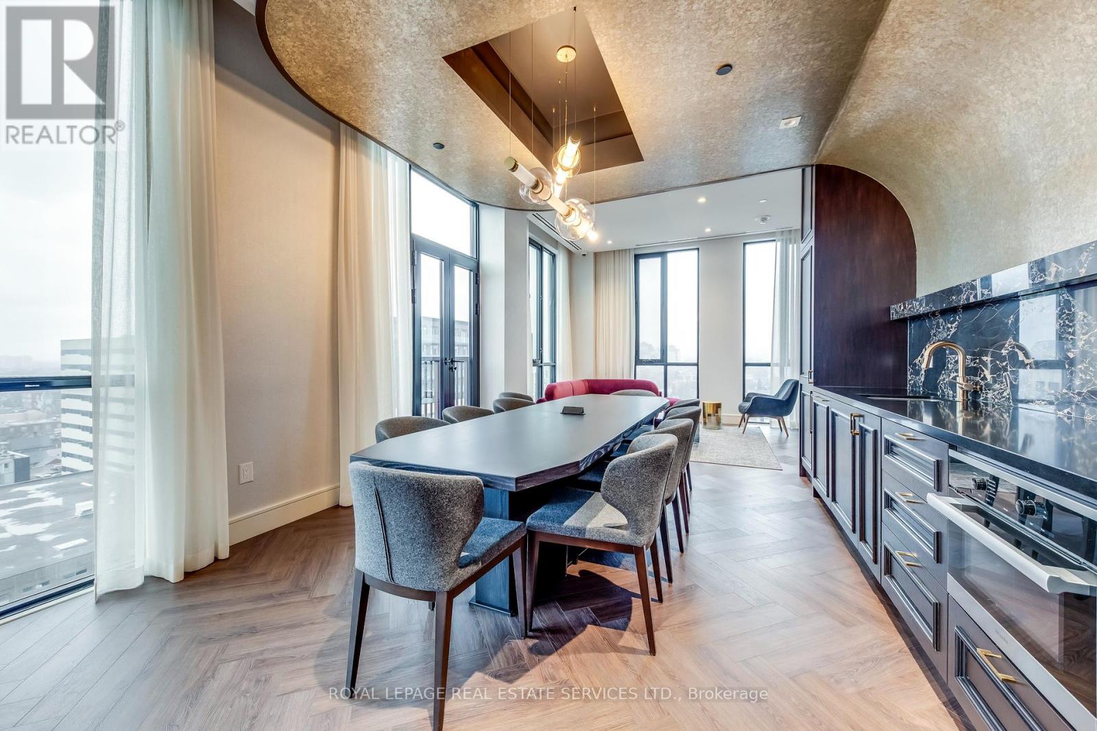 1004 - 123 Portland Street, Toronto (Waterfront Communities), Ontario  M5V 0V9 - Photo 27 - C12049852