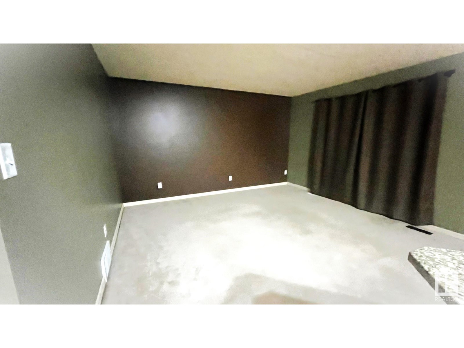 Property at 4514 163A AV NW image 2