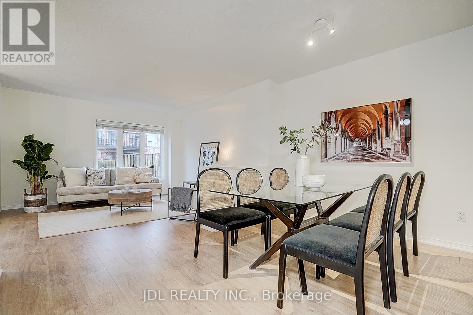 Property at 47 MILLCLIFF CIRCLE image 5