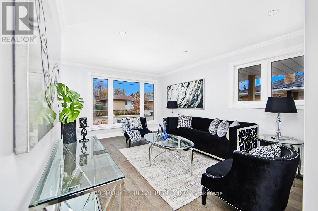 Property at 51 THORNBECK DRIVE image 3